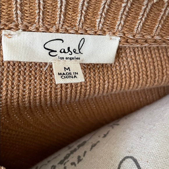 Easel Sweater - Picture 3 of 4